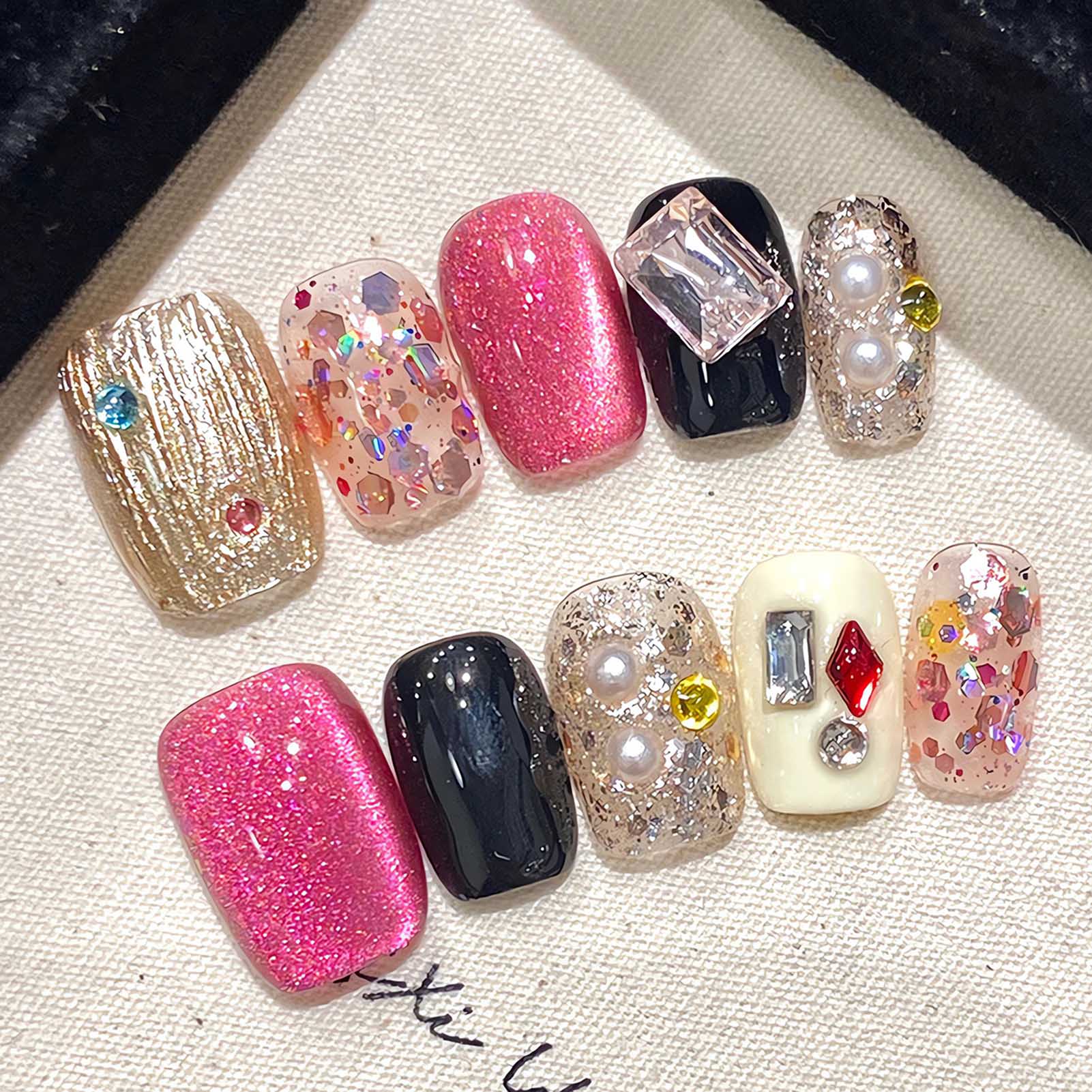 Resin Craft Material - เล็บปลอมสีชมพูแวววาวแบบทำด้วยมือเล็บปลอมมันวาวดีไซน์คริสตัลแวววาวทรงสี่เหลี่ยมสั้นดวงตาแมว