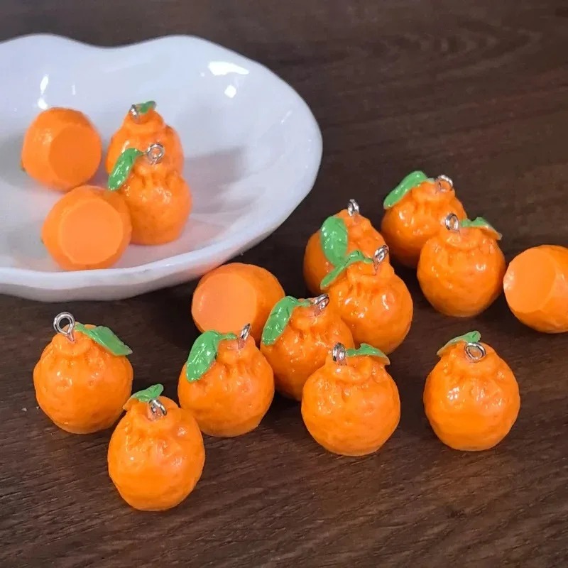 Resin Craft Material - ชาร์มเรซิ่นรูปส้มแมนดาริน 3 มิติ จำนวน 10 ชิ้น